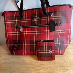 NWT Coach Gallery Tote w/ Coach Snap Wallet Tartan Plaid